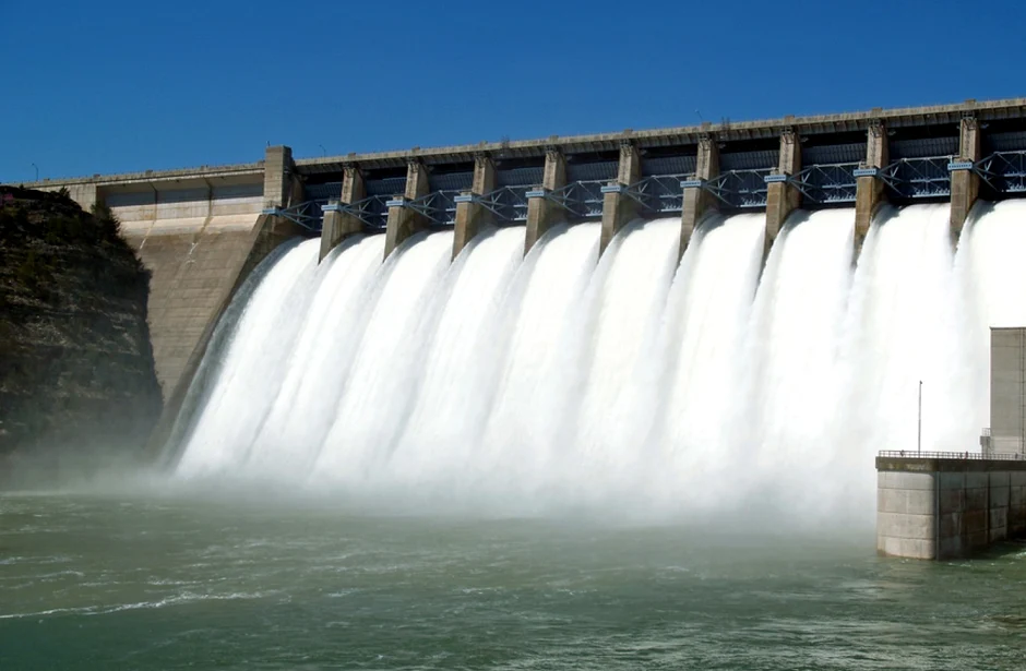 Hidroelectrica se confruntă cu un mare aflux de noi clienți