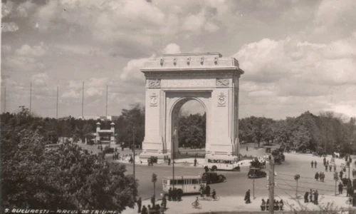Bucureşti. Arcul de Triumf în anii '40