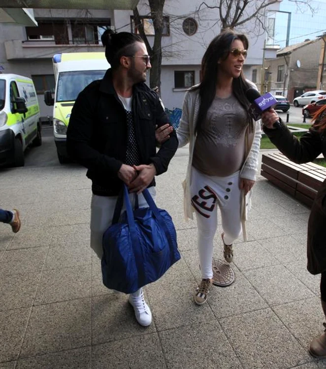 Pepe şi Raluca, în ziua în care bruneta a născutFoto: Roberto Sălceanu