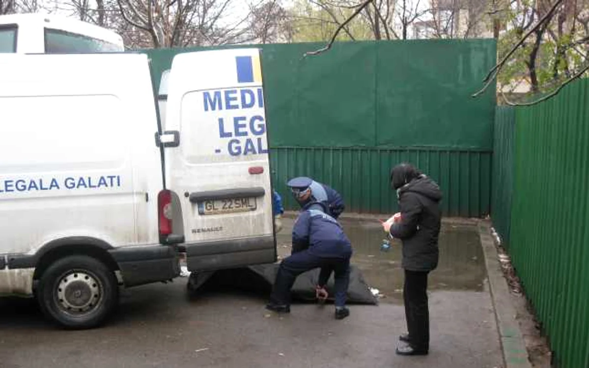 Cadavrele au fost transportate la morgă Foto: Adrian Obreja