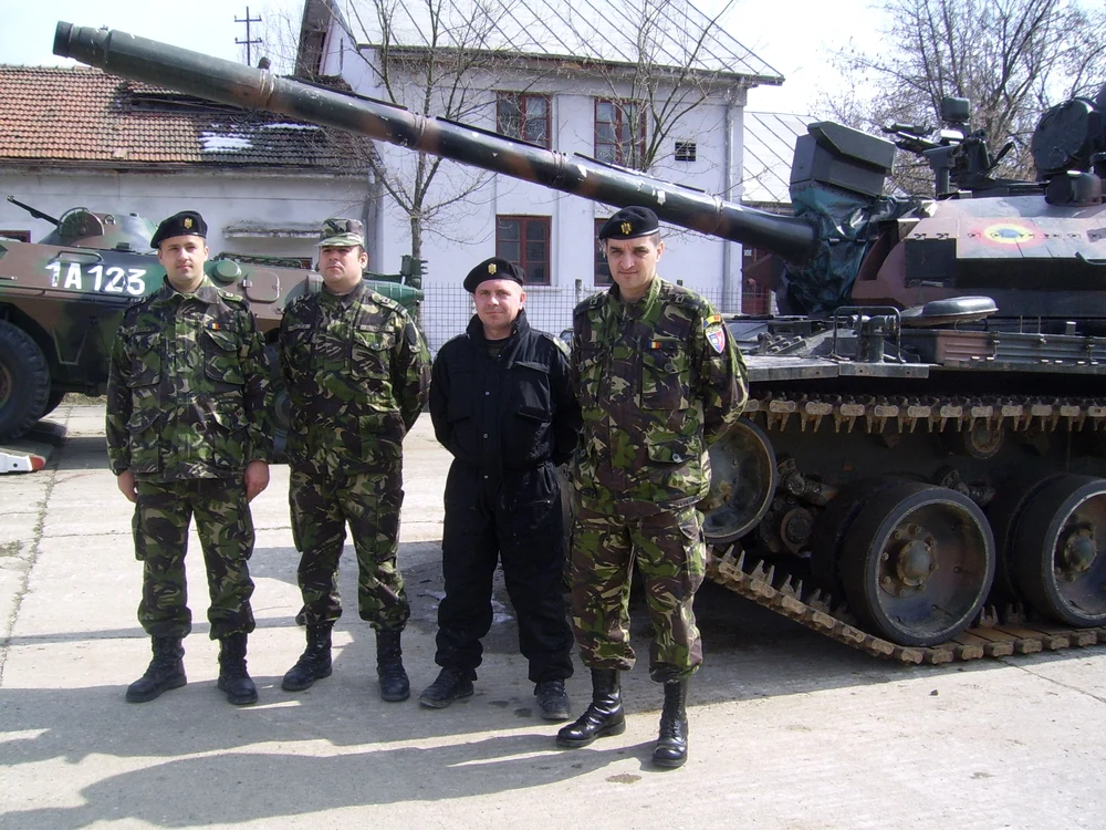 Căpitanul Radu Muşat, căpitanul Lucian Oancea, locotenentul Adrian Stanciu şi maiorul Remus Filimon