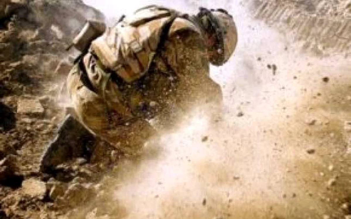 Militar român rănit în Afganistan, transferat la spitalul american din Ramstein