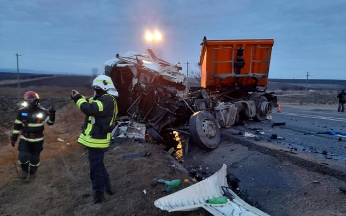 accident iasi camion 640x400 jpeg