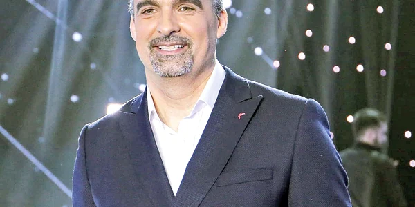 Aurelian Temişan (47 de ani)  a adoptat acest look cu acordul soţiei jpeg