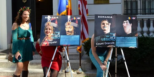 Copii americani in vizita la Ambasada Romaniei de la Washington cu ocazia sarbatorii Halloween FOTO Facebook/Ambasada Romaniei la Washington