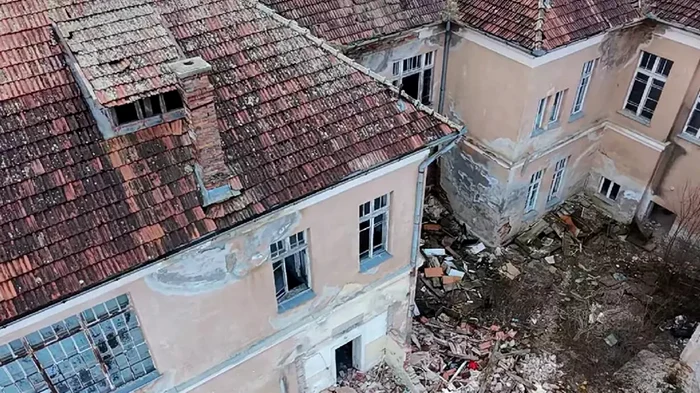 Spitalul din Mociu a fost construit în 1912 / foto: Facebook