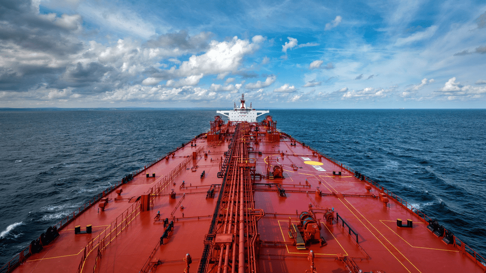 Bloomberg: Cererea mondială de petroliere crește într-un ritm record