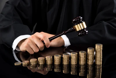 judecatori magistrati bani venituri pensii shutterstock