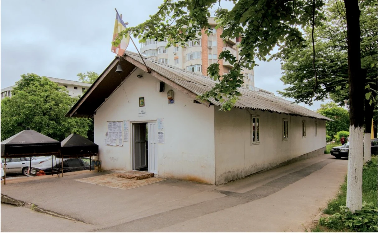 Patriarhia, despre biserica de pe trotuar de la Constanţa: „Orice edificiu sacru trebuie înălţat într-un spaţiu adecvat“
