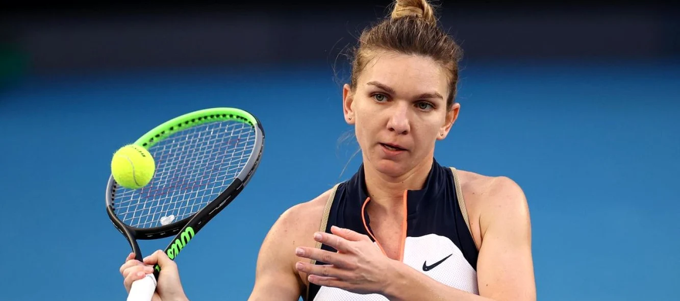 Simona Halep va încerca să iasă cu bine dintr-o situație extrem de dificilă. FOTO: Arhiva Adevărul