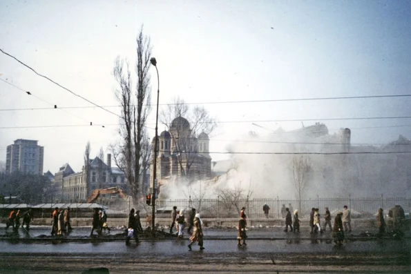 Demolarea Spitalului Brâncovenesc, în martie 1984 (© Arhivele Naționale ale României, SATCD, Colecția Documente Fotografice, fotografia FI 9295-2)