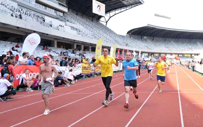 Emil Boc a alergat la Maratonul Internaţional Cluj-Napoca FOTO: Facebook