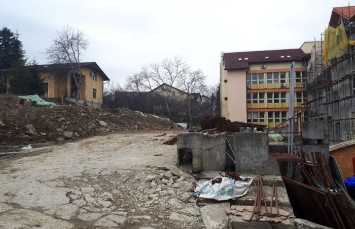 Şantierul a fost abandonat FOTO Andreea Vilcovschi