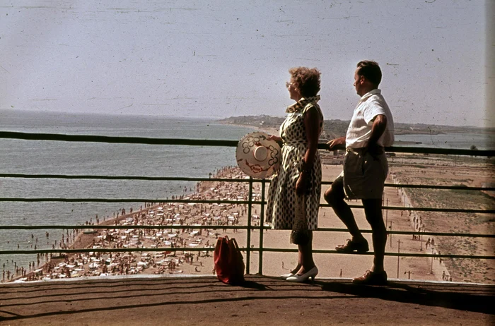Vacanță în Eforie Nord, 1954. FOTO: Fototeca online a comunismului românesc