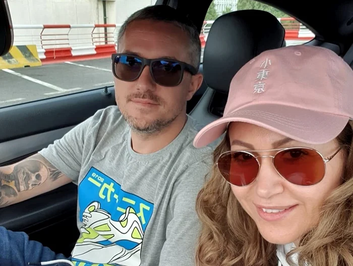 1 anamaria ferentz cel mai important barbat din viata ei vacanta in santorini cu fratele si mama 1 jpg jpeg