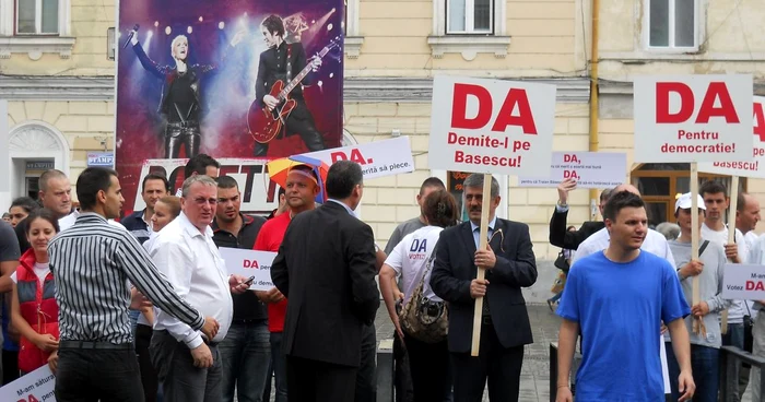 Miting USL în centrul Clujului