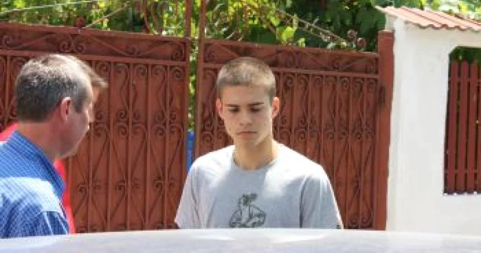 Craiova: Fiul poliţistului care a împuşcat în cap o tânără a făcut recurs