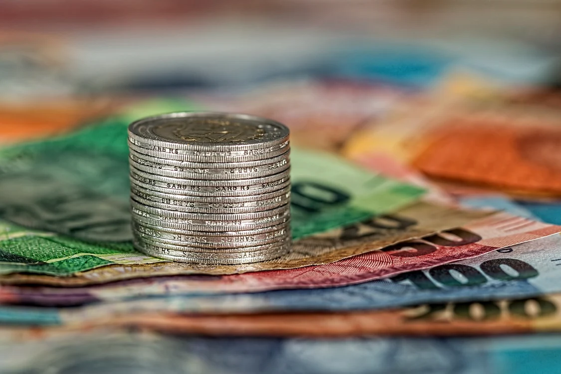 Femeia a încercat să împrumute contravaloarea a 2000 de lire sterline / foto: Pixabay