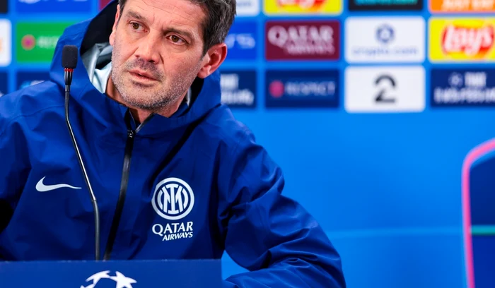 Cristi Chivu n-a avut cea mai bună seară în Liga Campionilor (FOTO: EPA)