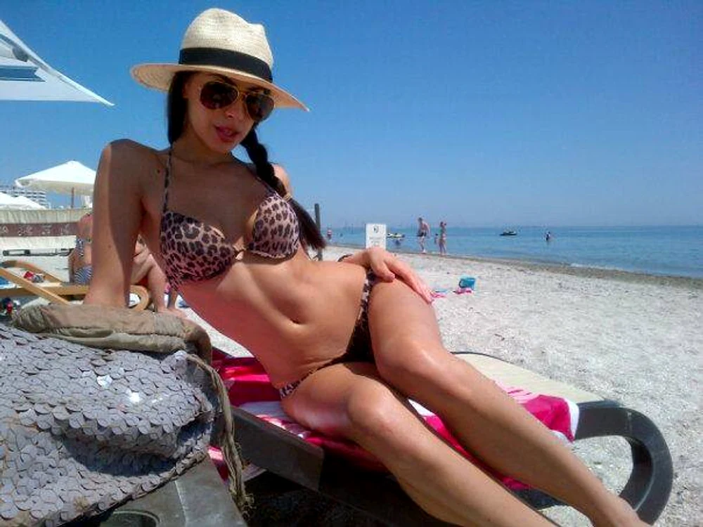 
    Natalia Mateuţ  