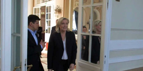 Laurentiu Rebega si Marine Le Pen FOTO Radu Eremia