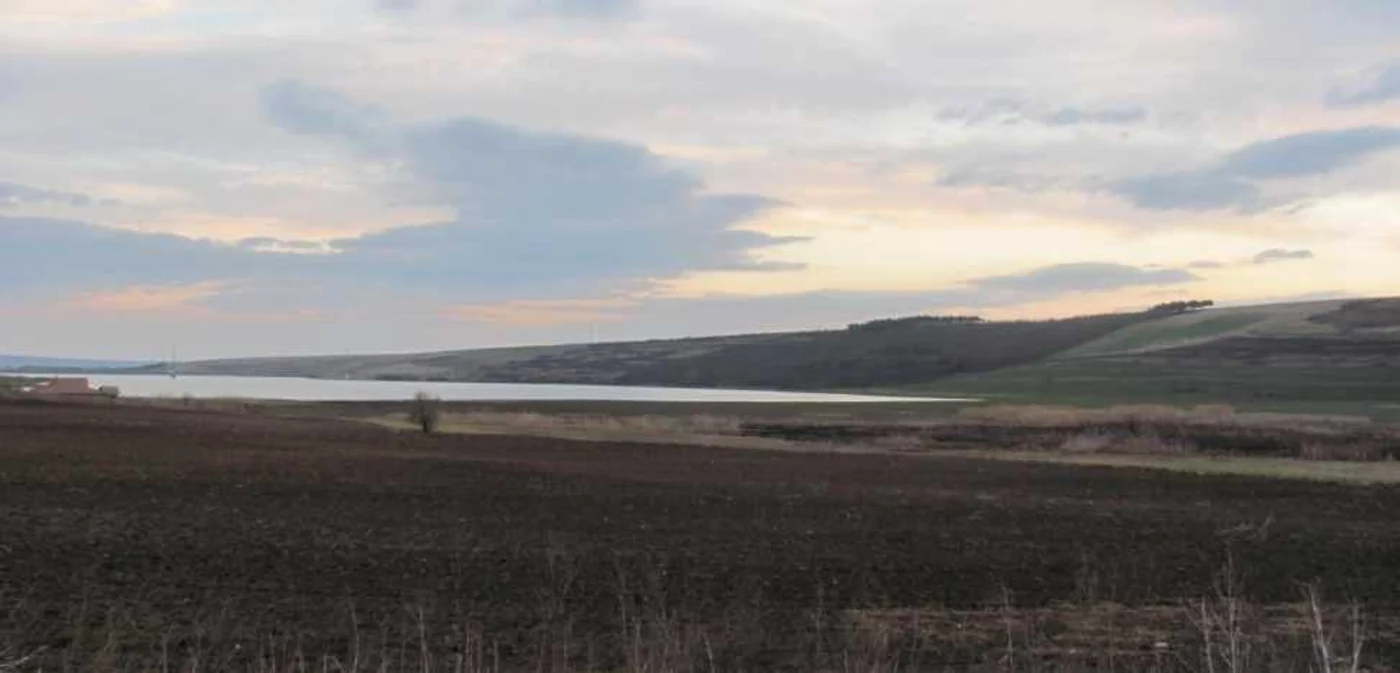 Pământ uscat a luat locul luciului de apă FOTO Sabina Ghiorghe