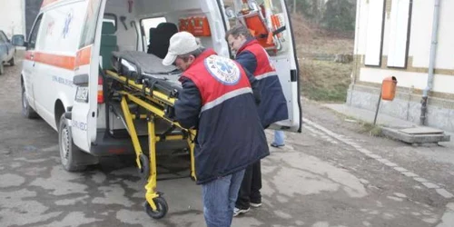 Răniții au fost transportați cu ambulanța la spital/foto: Arhiva