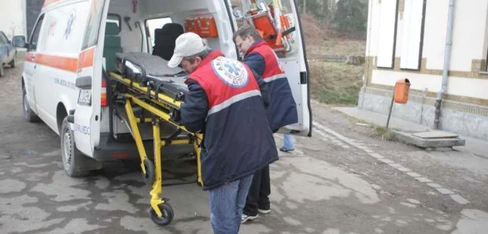 Răniții au fost transportați cu ambulanța la spital/foto: Arhiva