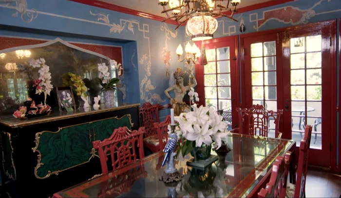 19 dita von teese casa 19 jpg jpeg