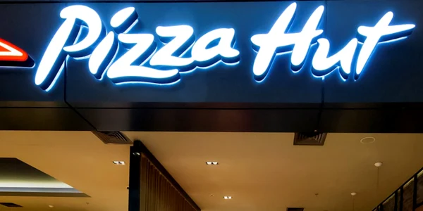 restaurant pizza hut foto sphera franchis group