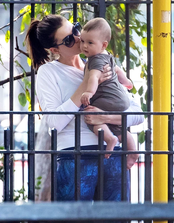 4 anne hathaway hepta 2618009 jpg jpeg