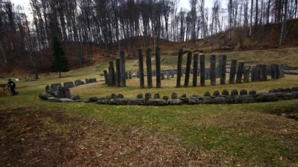 Licitaţie pentru modernizarea drumului spre Sarmizegetusa Regia Lucrările sunt estimate la 8,7 milioane de lei jpeg