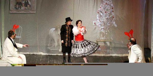 Spectacolul „Nora“ a fost bine primit de spectatorii băcăuani