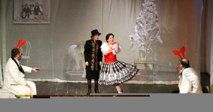 Spectacolul „Nora“ a fost bine primit de spectatorii băcăuani