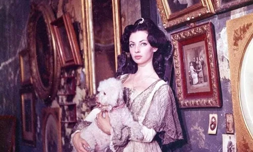 Julieta Szonyi, Arhivă jpg