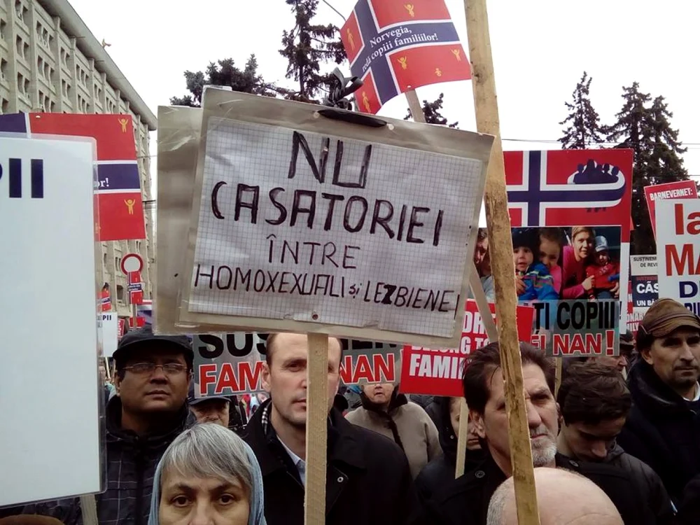 Adevărul, protest al Noii Drepte, Nu căsătoriei între persoanele de acelaşi sex