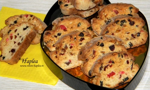 biscotti cu fructe uscate poza 10 jpeg