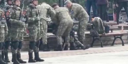 militar lesin jpg