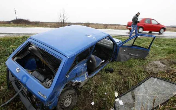 Victimele se zbat între viaţă şi moarte