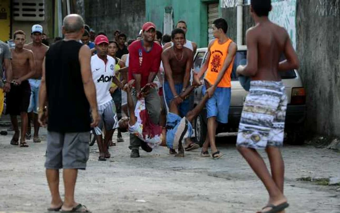 protestatar batut politie Brazilia FOTO Reuters