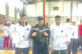 Tatăl antrenor, alături de doi dintre fiii campioni  Cu Mihai George (stânga) a luptat în finală jpeg