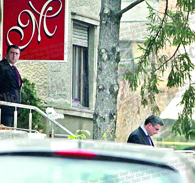 La salonul Mihaelei Borcea vin multe vip-uri