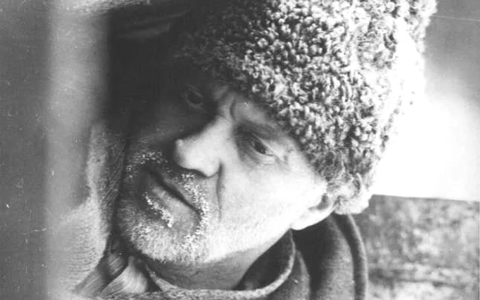 Stop-cadru din filmul „Iacob“, cu Dorel Vişan în rolul principal.