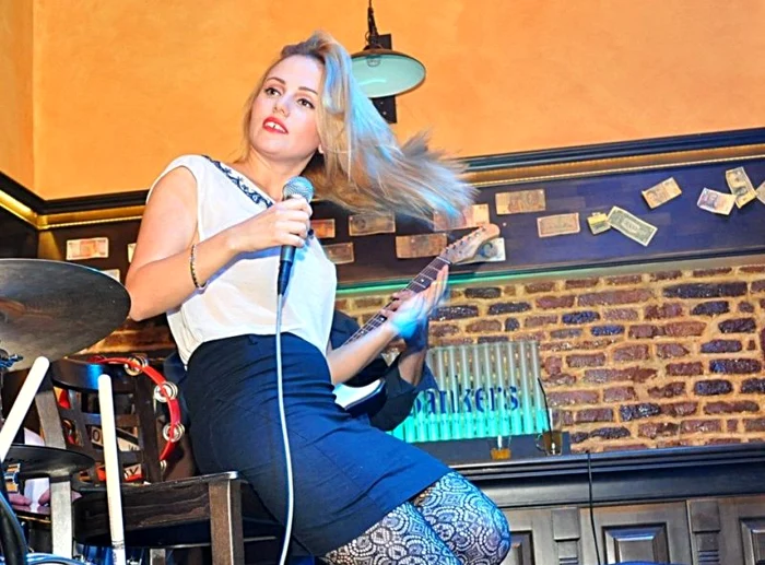 Selena cântă la Londra