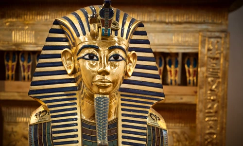 1 tutankhamon shutterstock 88406551 jpg jpeg