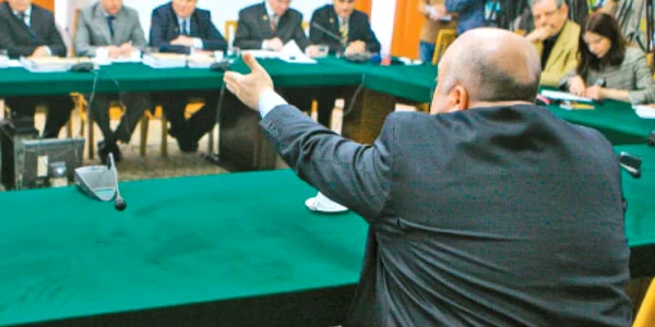 Cătălin Voicu a fost audiat  în Comisia Juridică a Senatului, însă i se pare insuficient