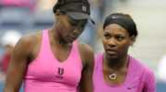 US OPEN: Surorile Williams s-au calificat în finala de dublu