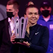 simona halep trofeu finala transylvania open jpeg