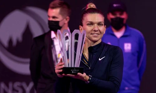 simona halep trofeu finala transylvania open jpeg
