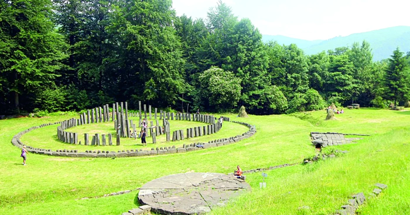Inculpatul a sustras monezi dacice din situl Sarmizegetusa Regia